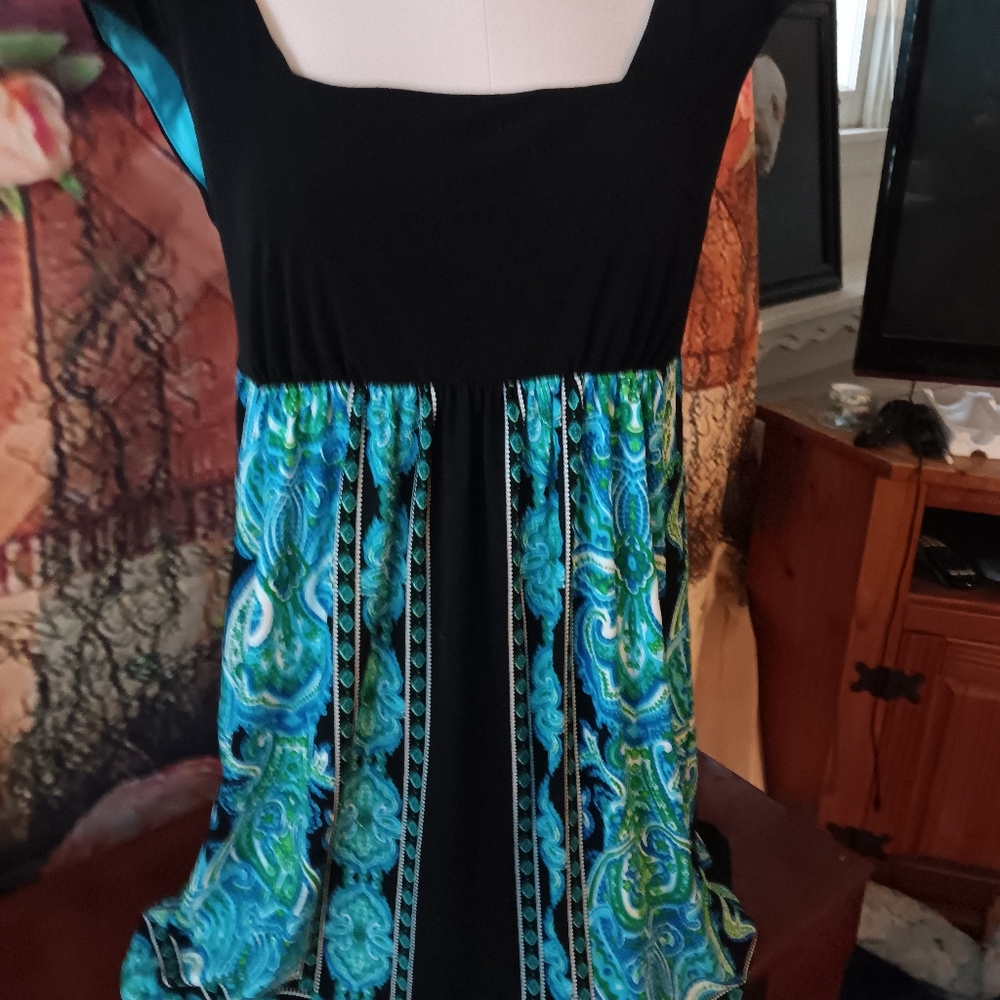 Women's dress